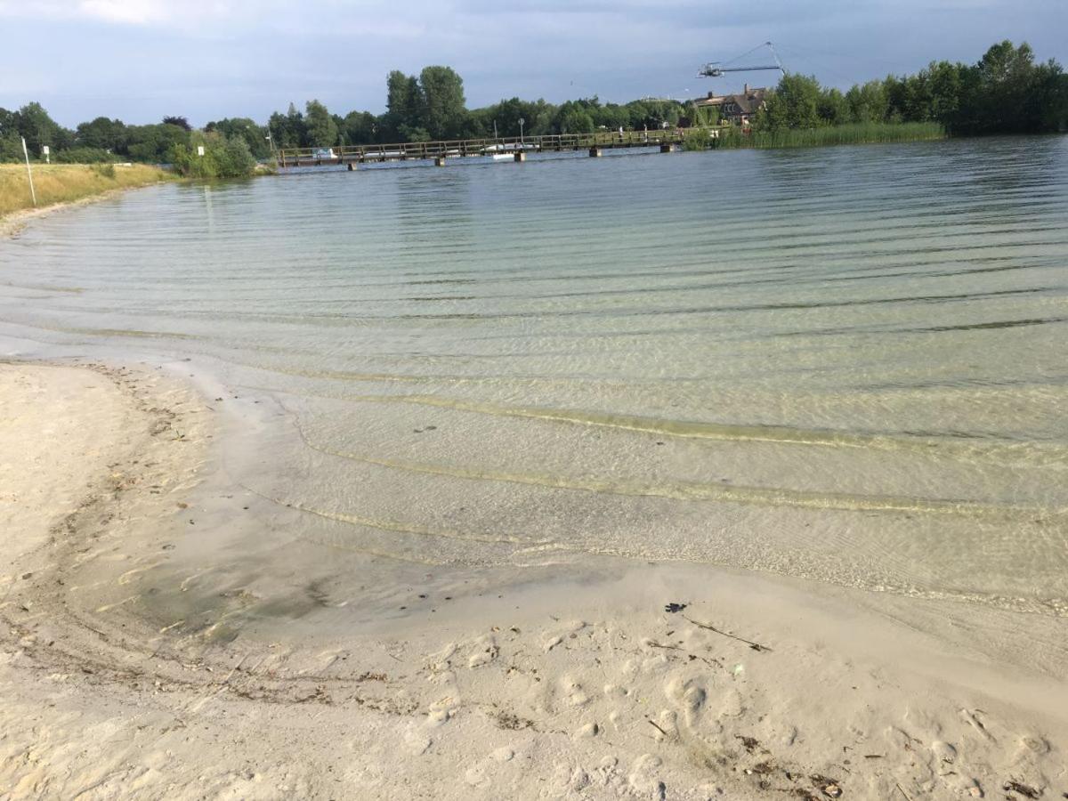 Ferienhaus Ella Am See Ауріх Екстер'єр фото
